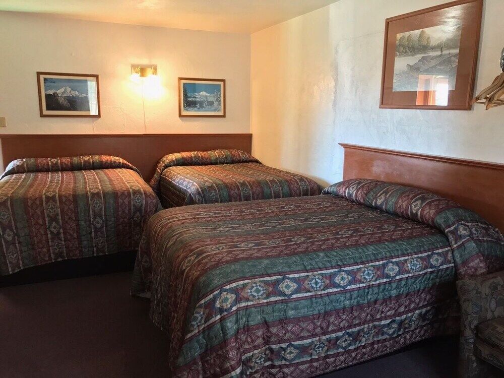 Swiss Holiday Lodge Mount Shasta Buitenkant foto